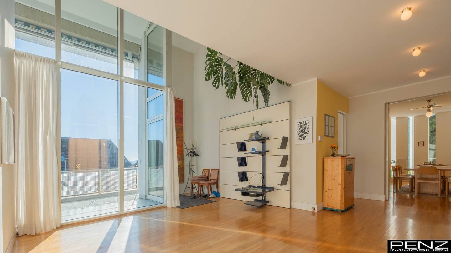 GALLNEUKIRCHEN: Großes Traumhaus mit eleganter Architektur