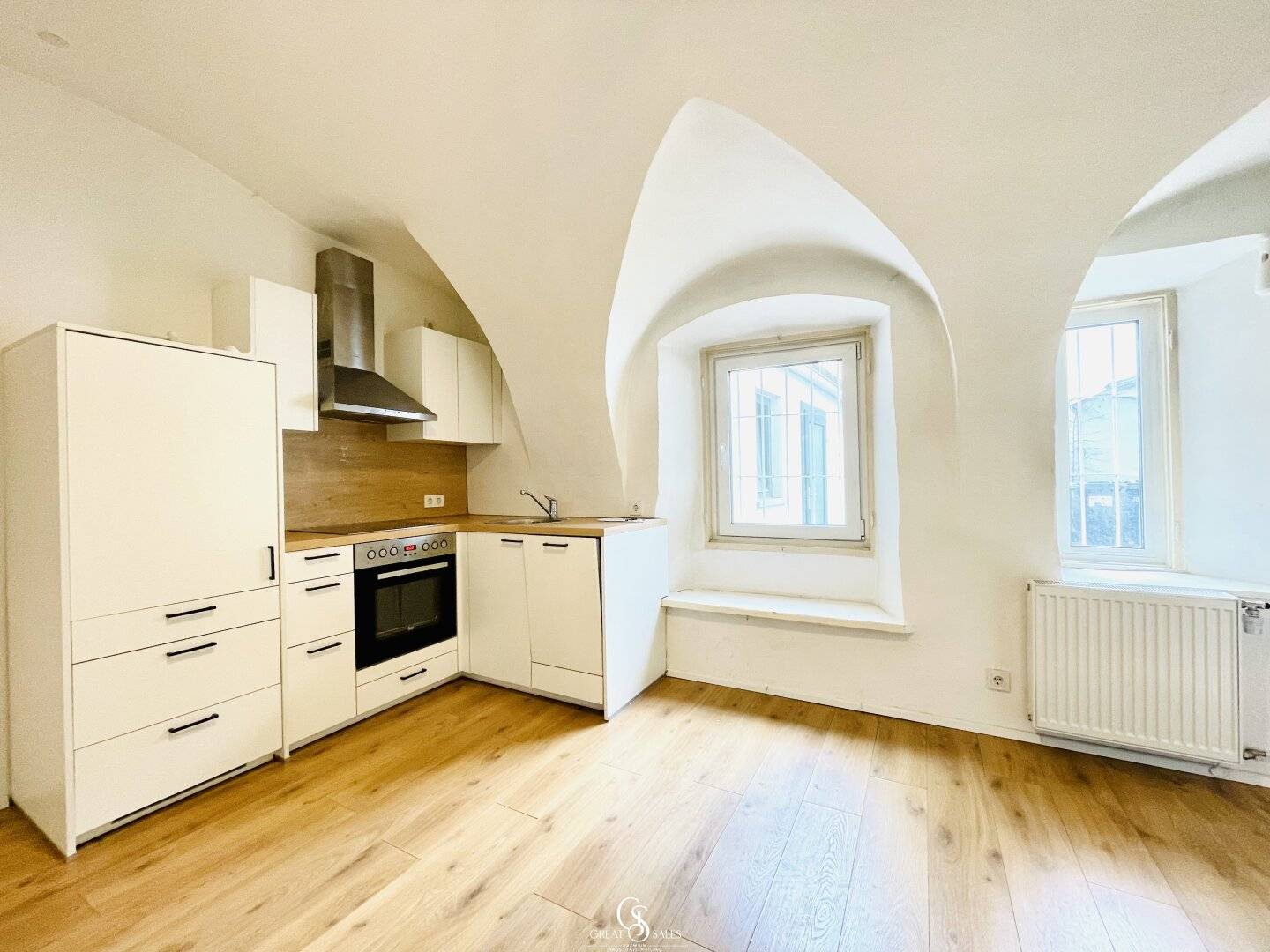 Kompakte 2-Zimmer-Stadtwohnung mit moderner Marken-Küche!