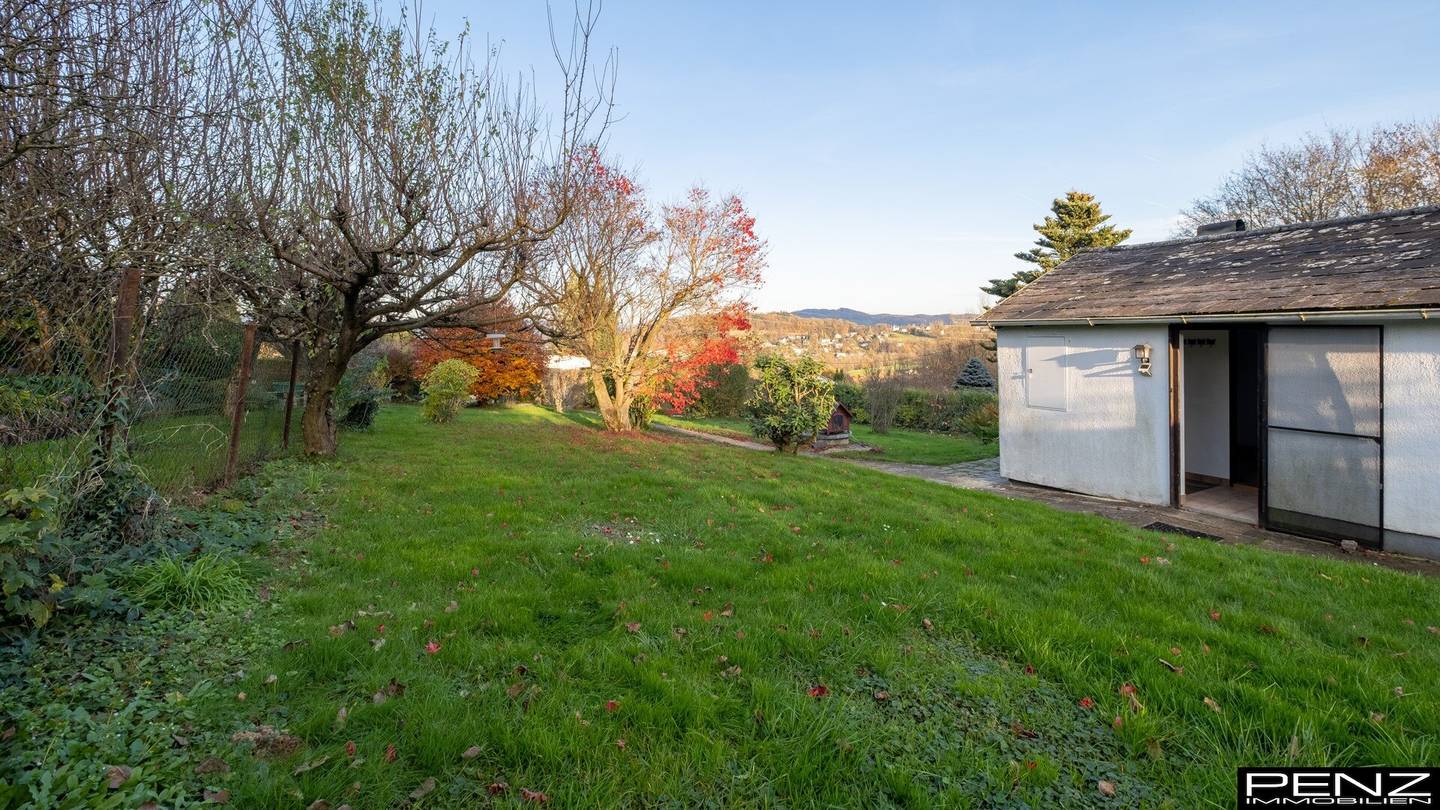 LEONDING: Gartenhaus in Bestlage mit traumhafter Aussicht