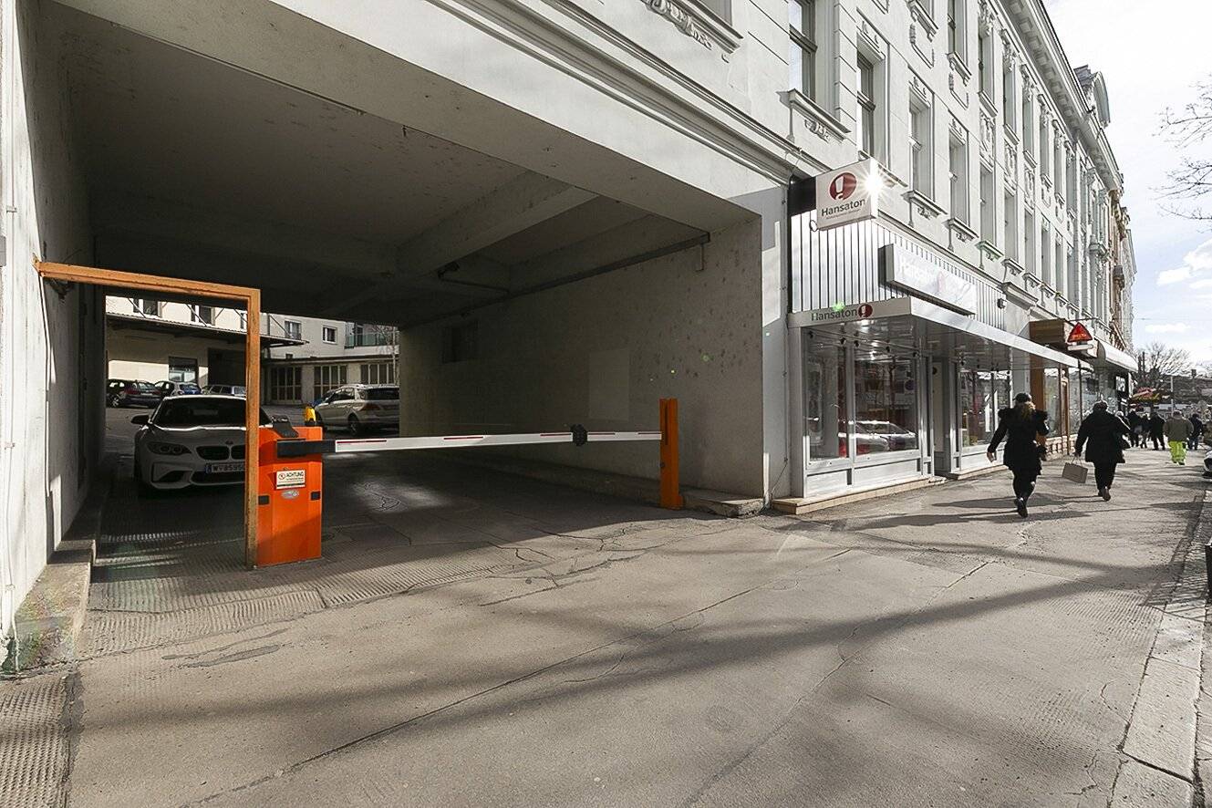 Gersthofer Straße - Autoabstellplatz unbefristet zu vermieten