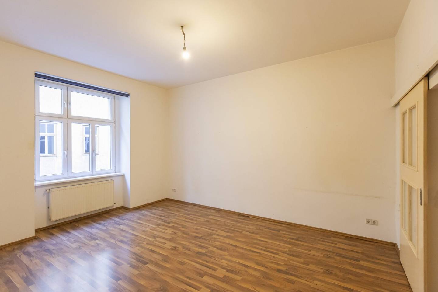 Rauscherstraße - hofseitiger 2 Zimmer Altbau direkt beim Augarten