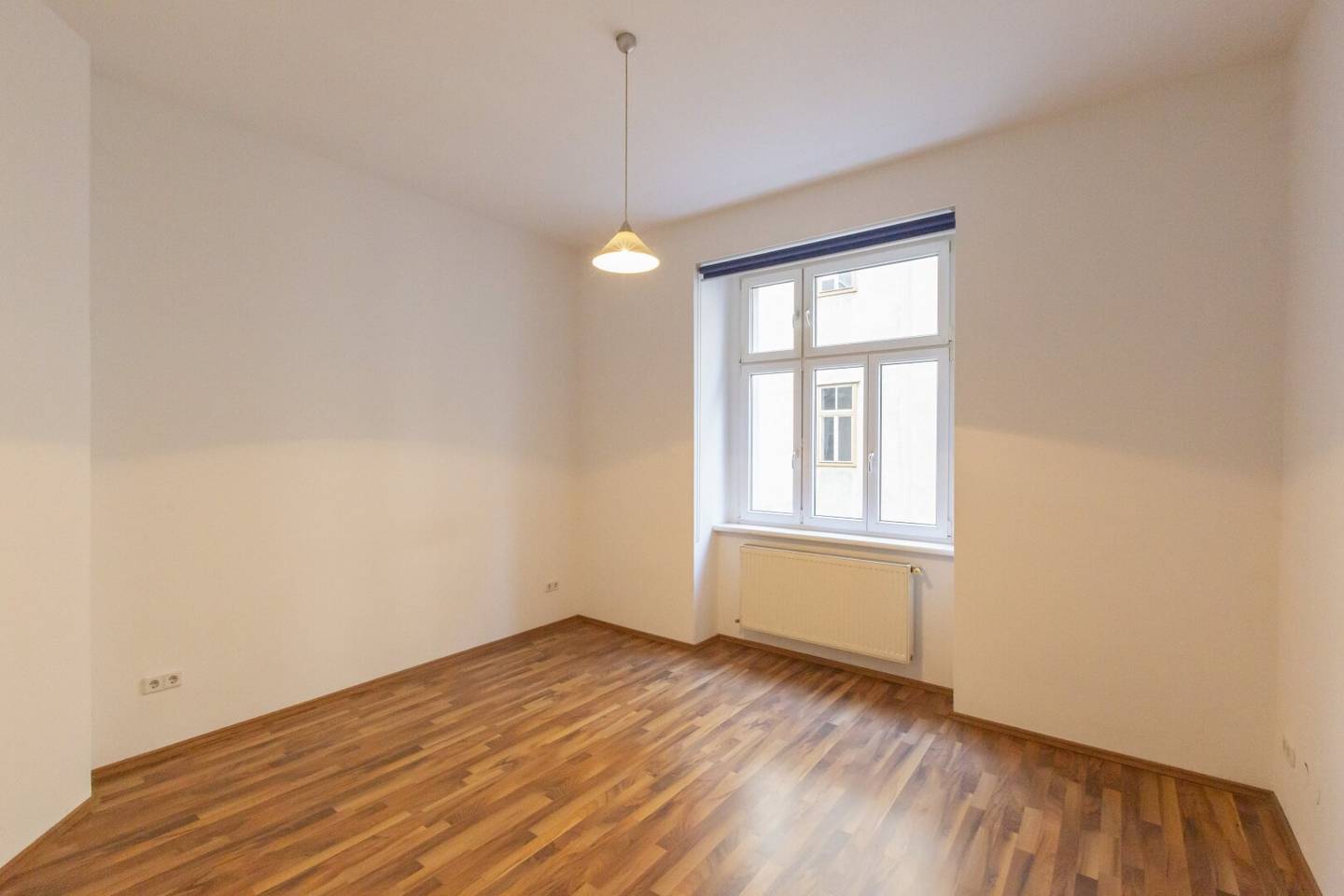 Rauscherstraße - hofseitiger 2 Zimmer Altbau direkt beim Augarten