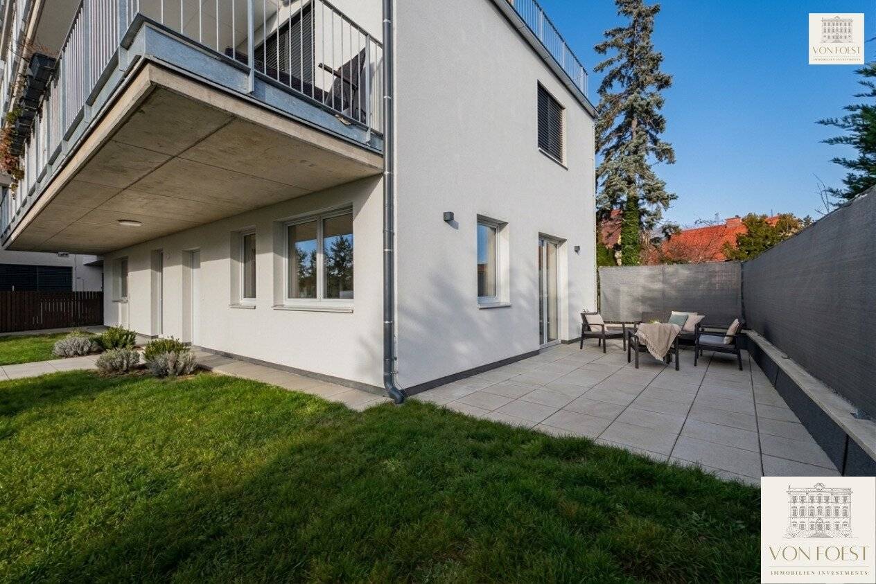 Großzügige Neubau-Wohnung mit privatem Garten und Sonnen-Terrasse