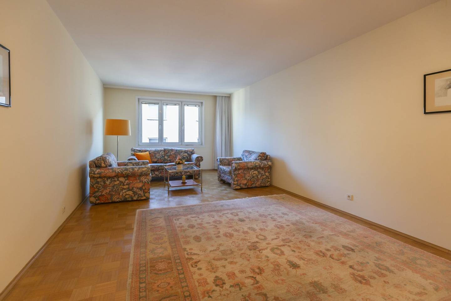 Denisgasse - Nähe U4 Friedensbrücke, 4 Zimmer Neubau mit Loggia