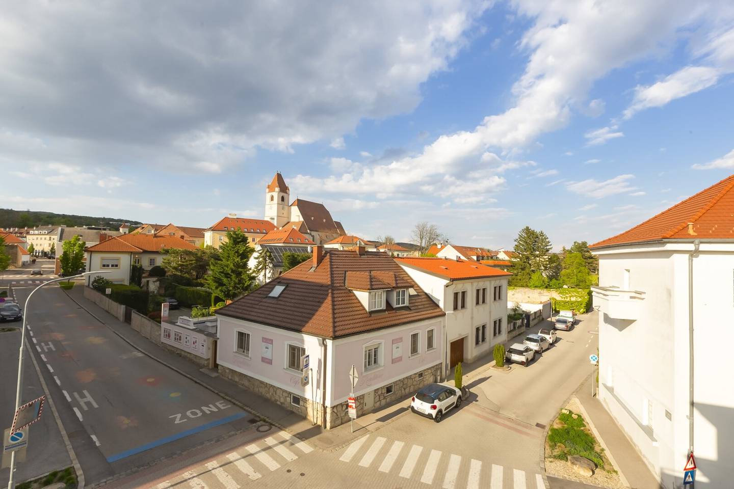 Josef Reichl-Gasse - 60% Leerstand, Neubauzinshaus in Zentrumslage