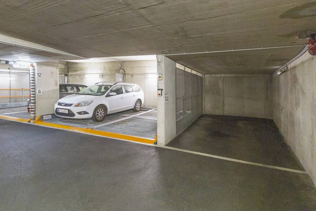 Blumengasse - vollwertiger Garagenplatz unbefristet zu vermieten