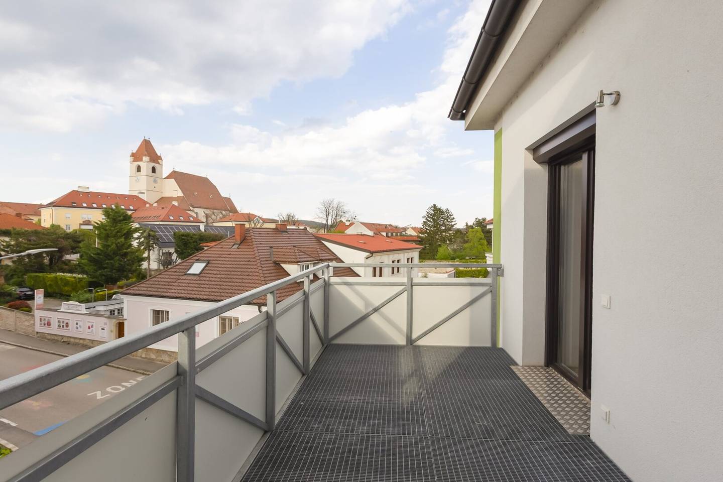Josef Reichl-Gasse - 4 room new build with balcony in central location