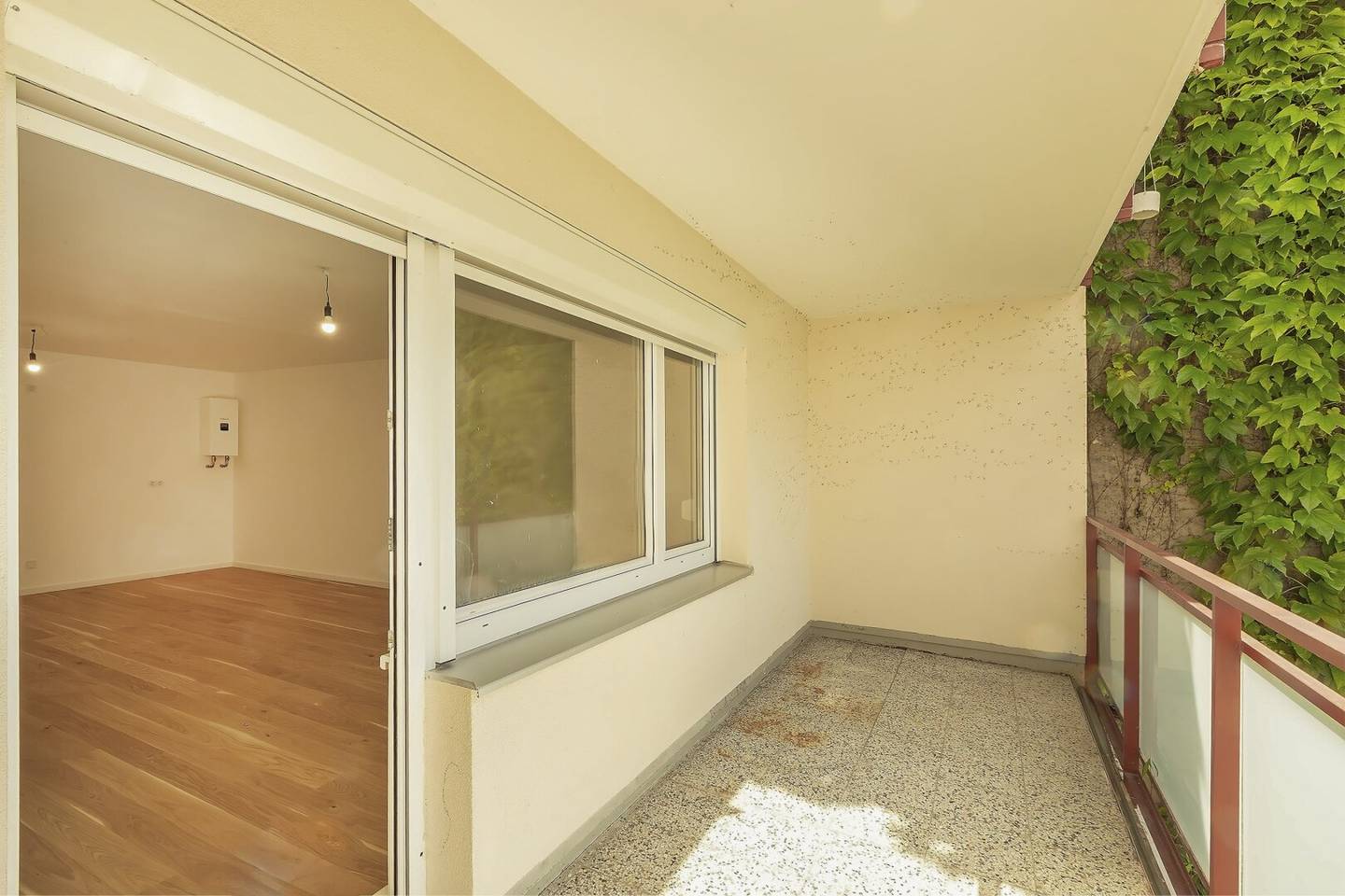 Camillo-Sitte-Gasse - Erstbezug nach Generalsanierung, 5 Zimmer Neubau mit hofseitiger Loggia