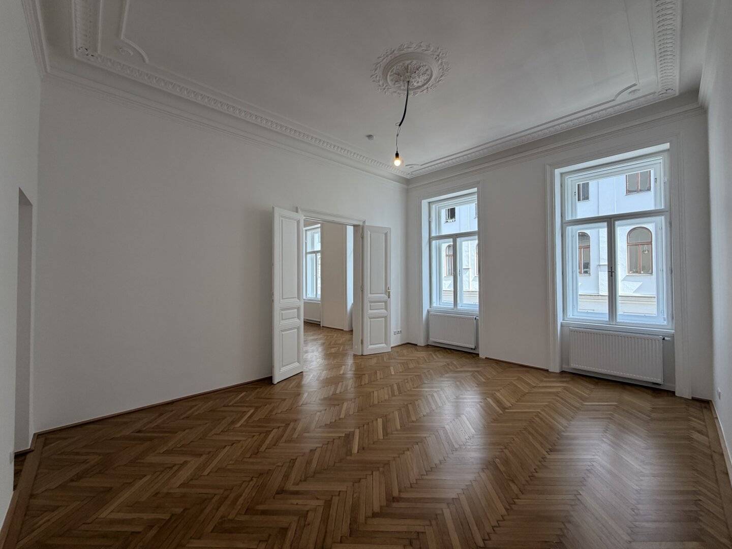 Rienößlgasse - 5 Zimmer Altbau Erstbezug mit Gartenmitbenützung