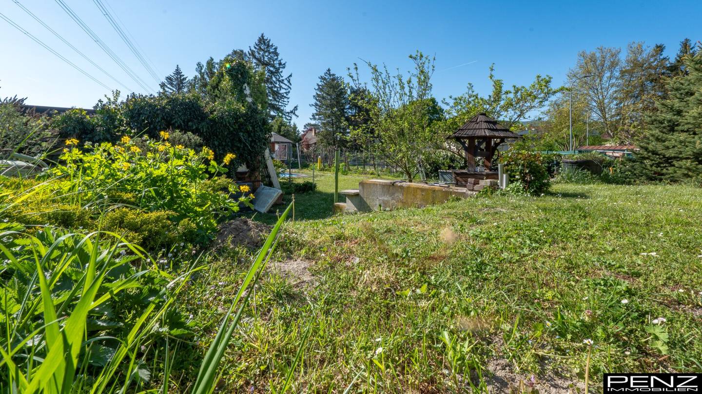 LANGENZERSDORF: Südseitiger Eigengrund mit Kleingartenhaus für ganzjähriges Wohnen nahe Naturbadeteich Seeschlacht