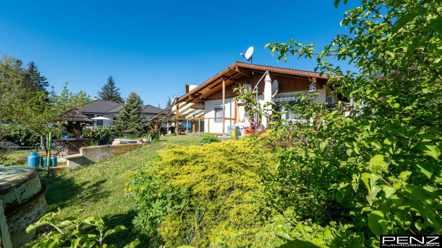 LANGENZERSDORF: Top-Gelegenheit: Kleingartenhaus mit Pool für ganzjähriges Wohnen auf 823m2 Eigengrund (Südseitig!)