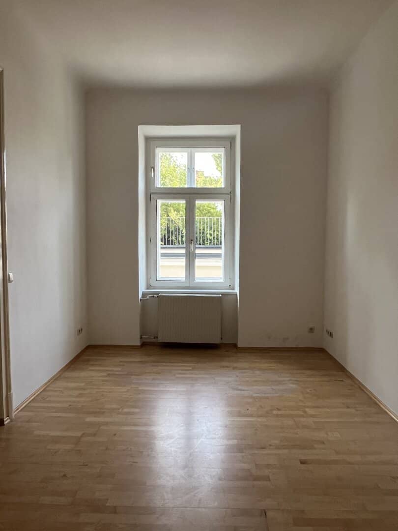 STUDENTEN aufgepasst!!!!  Graz-Geidorf: Wohnen in der Stadt - im Grünen - in absoluter Ruhelage - einen Steinwurf von der UNI