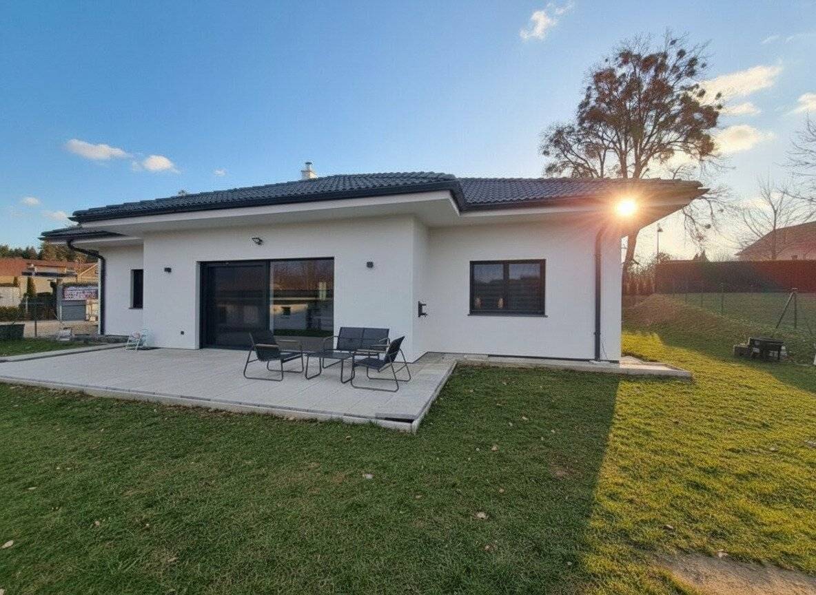 Ländliche Familienidylle -moderner Bungalow mit KOMFORT, sonnige Lage-große Terrasse, Garten und Doppelgarage