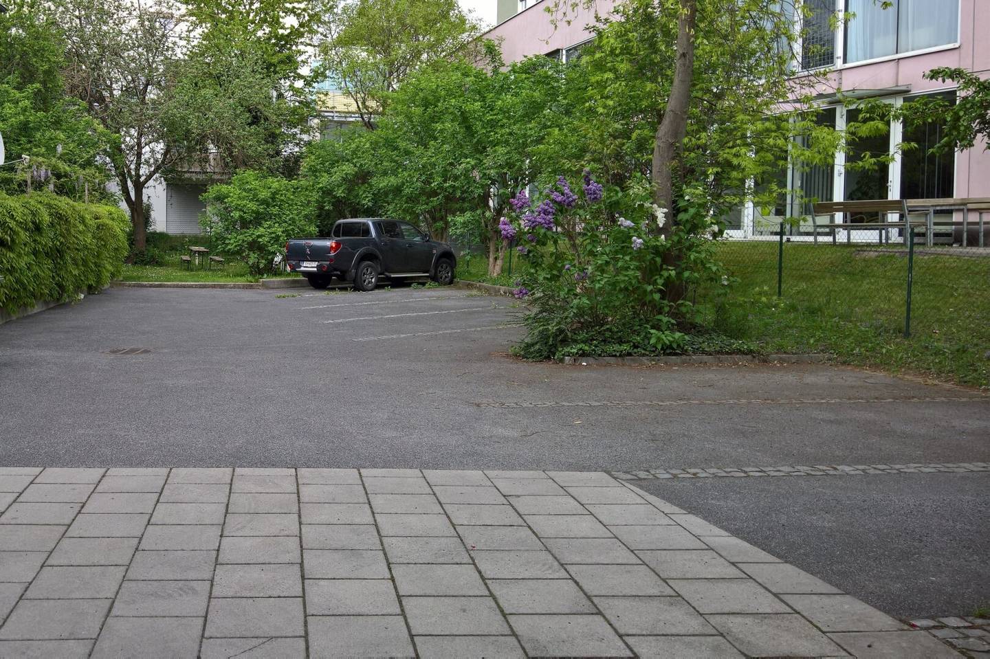 Münzgrabenstraße beste Lage, großzügige Geschäftsfläche - vielseitig nutzbar