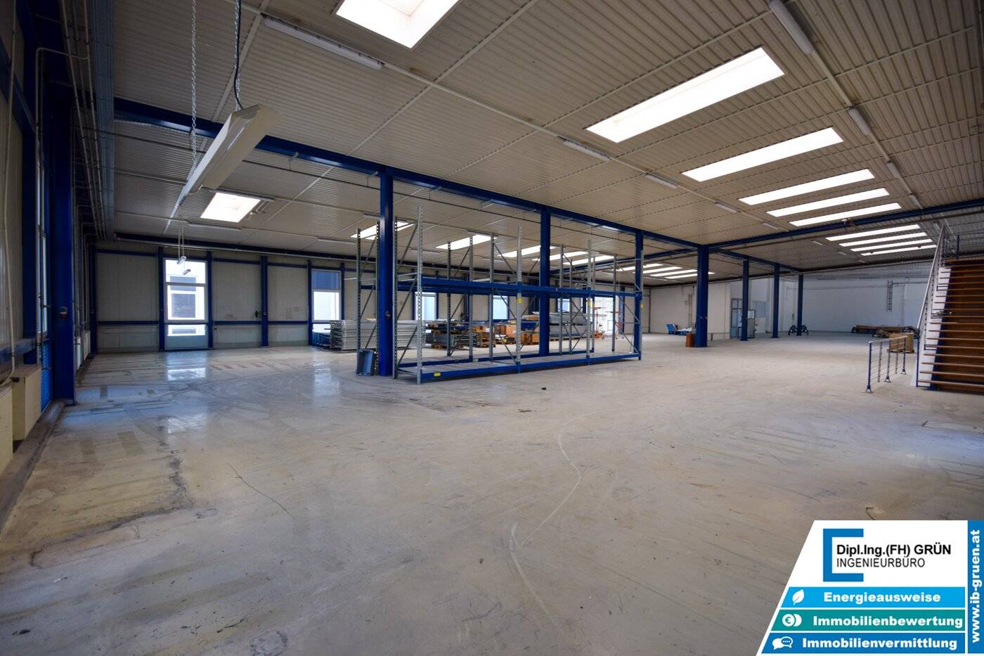 Hochwertige Gewerbeimmobilie nahe Linz – Produktion, Lager & Büro
