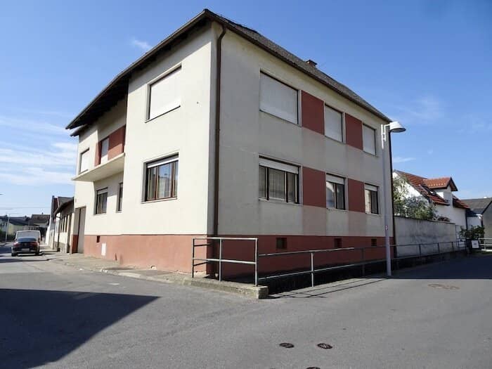 Ein- oder Zwei-Familienhaus + ideal zum Renovieren + sonniger Garten