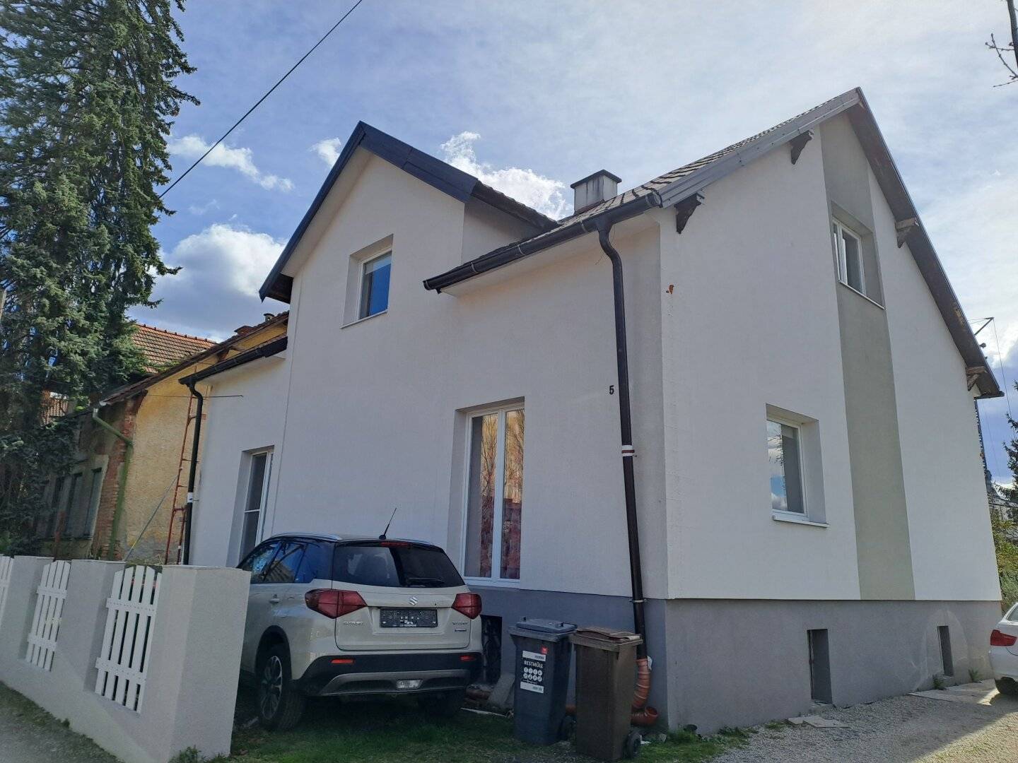 Eggenberg! Altbau-Stadtvilla auf einem Grundstück (WA 0,4-1,0) für Familien oder Unternehmer!