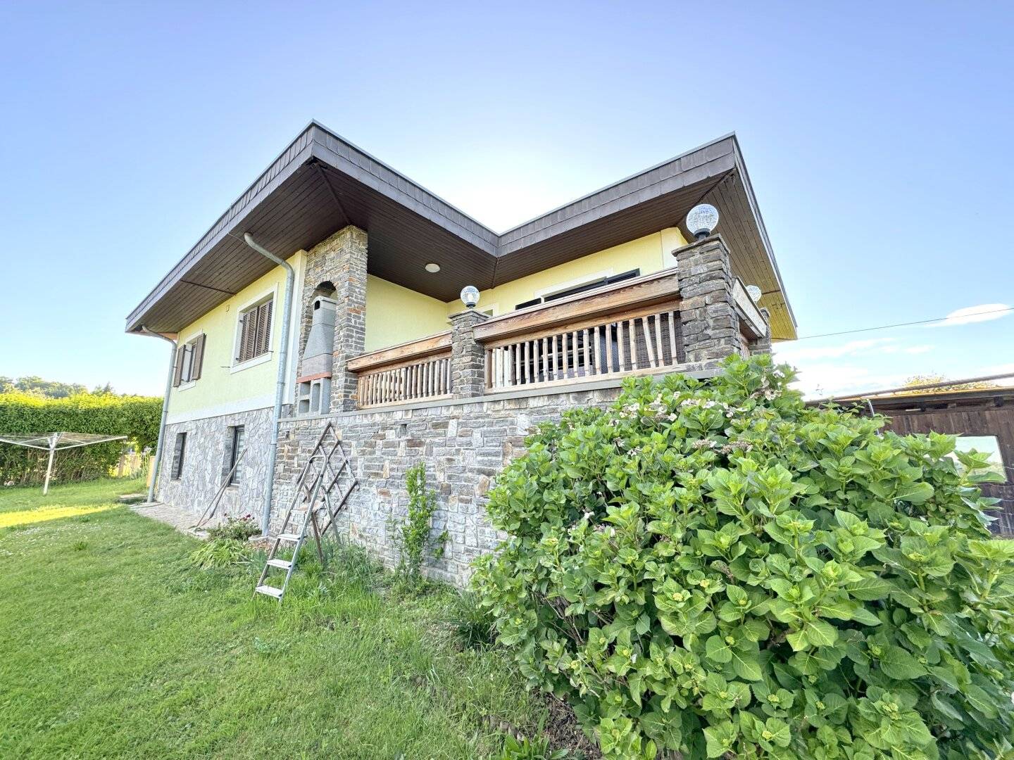 Nähe Gnas! Einfamilienhaus ca. 198 m², 7 Zimmer,  Grund ca. 1000 m²