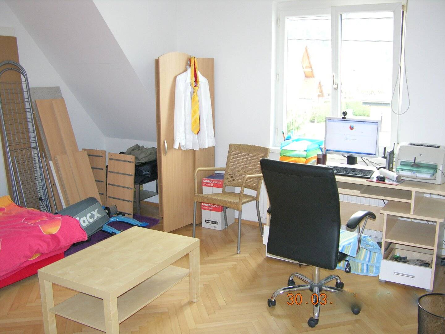 Ruhige kleine Wohnung, 1 Zimmer, Allgemeingarten, Parkplatz, nähe Straßgangerstraße in der Süd-Ost-Siedler-Straße