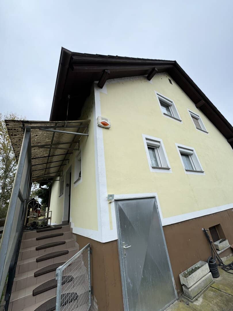 Einfamilienhaus mit großem Grundstück – auch für Landwirtschaft & Anleger interessant, Pferdehaltung
