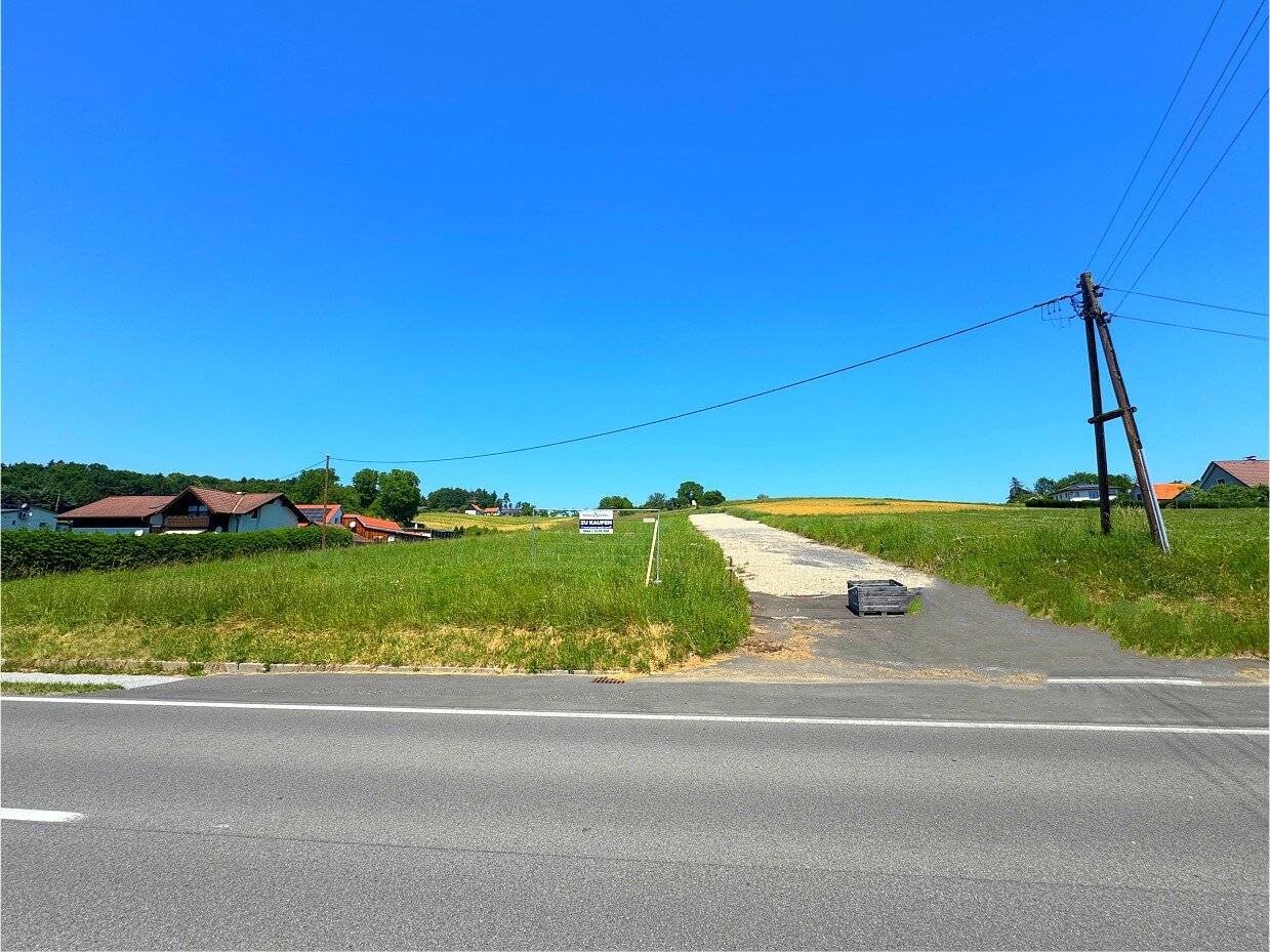 SINABELKIRCHEN – Sonniger Baugrund mit Grünblick & perfekter Verkehrsanbindung