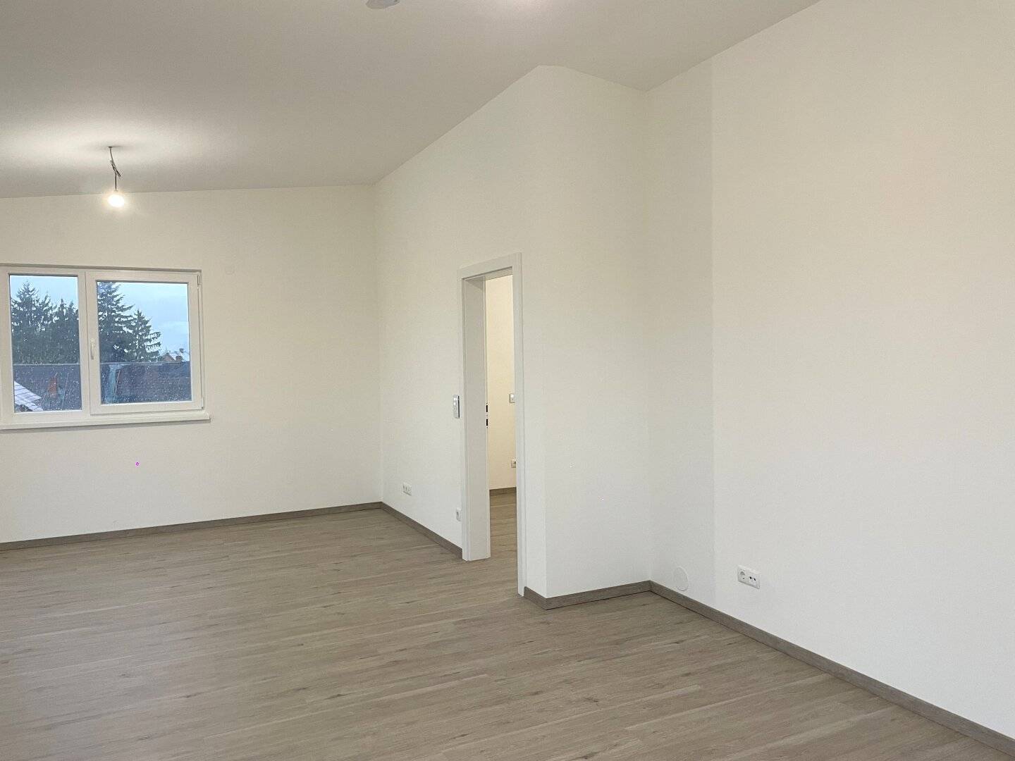 Exklusive Neubauwohnung in der Nähe der Kärntnerstraße, ca. 54,15m², 2 Zimmer mit Gartenbenützung