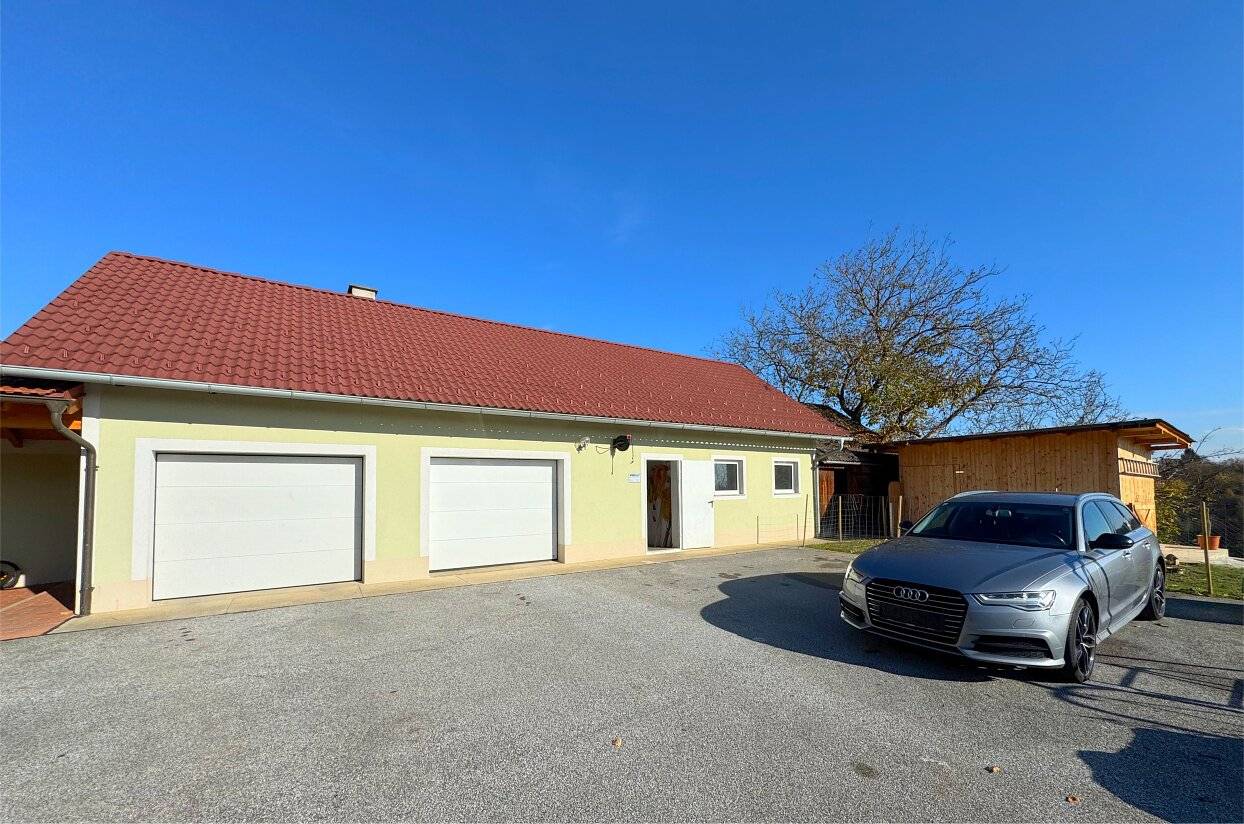 JENNERSDORF - MEHRFAMILIENHAUS mit extra BAUGRUND im Grünen