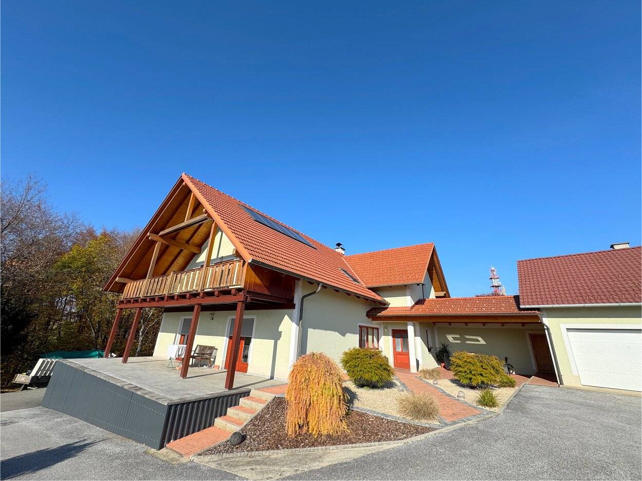 JENNERSDORF - MEHRFAMILIENHAUS mit extra BAUGRUND im Grünen
