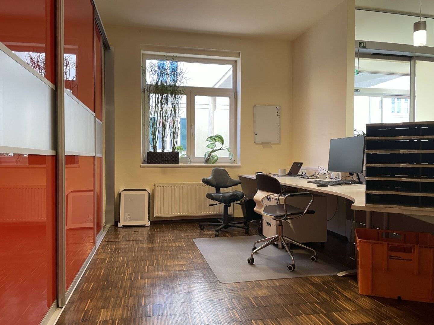 Provisionsfrei - Krenngasse All-In Miete Zweier Büro !