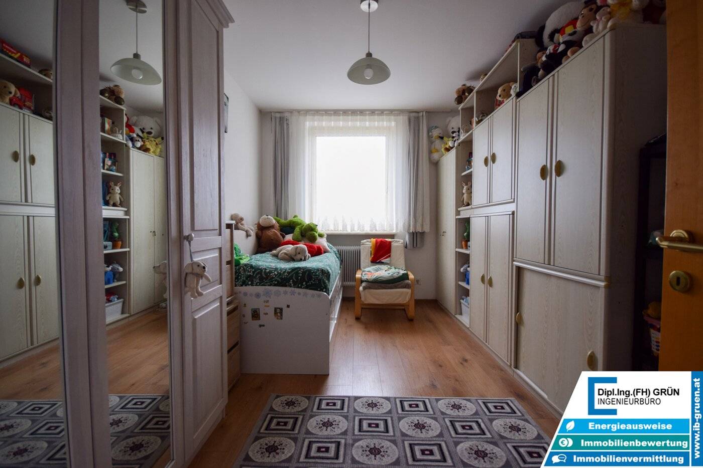 Gepflegte 3-Zi.-Wohnung m. Balkon - ruhige Grünlage in Leonding - optionaler Schrebergarten