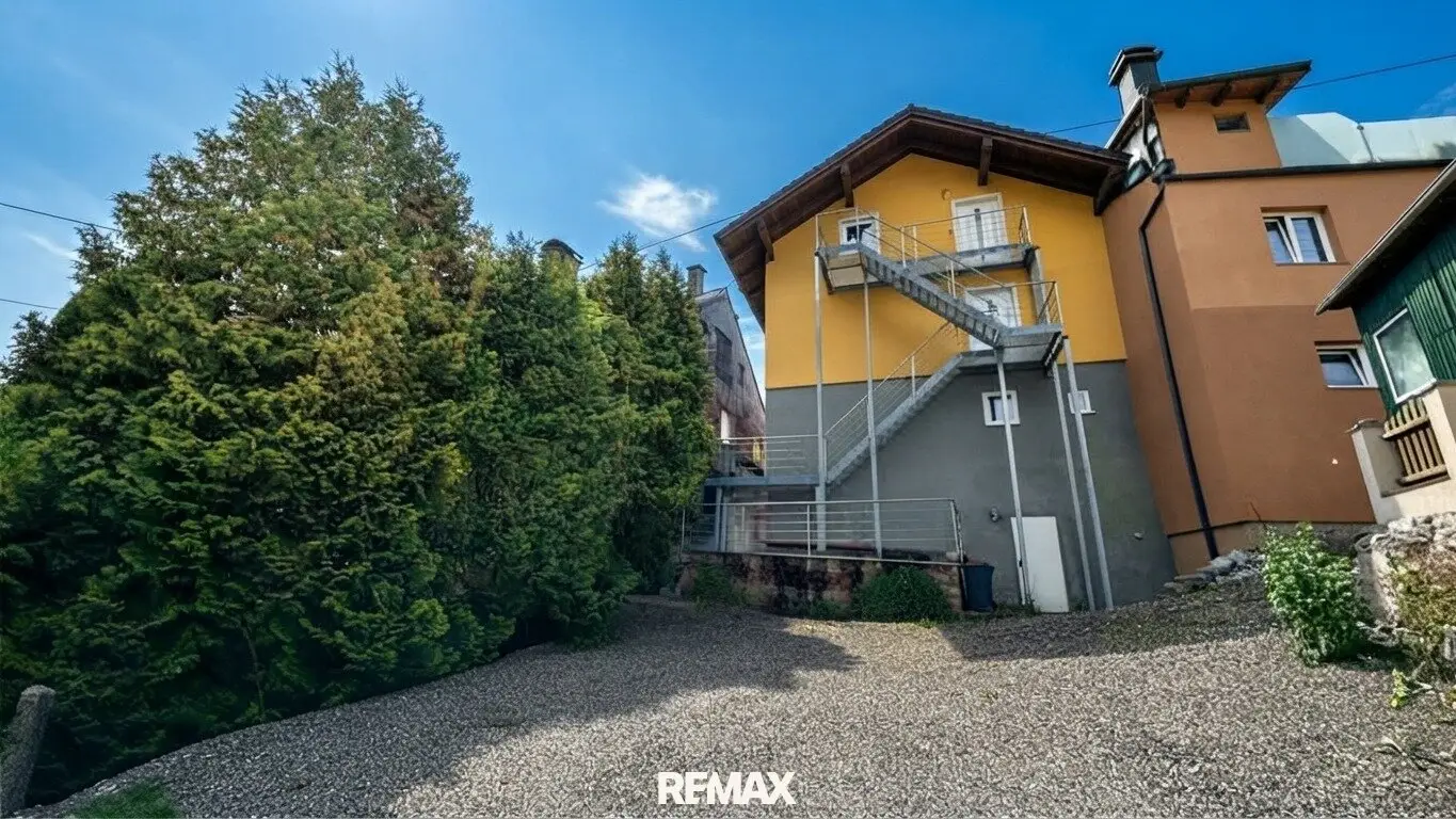 Mehrfamilienhaus mit 3 Wohneinheiten in zentraler Lage von Timelkam