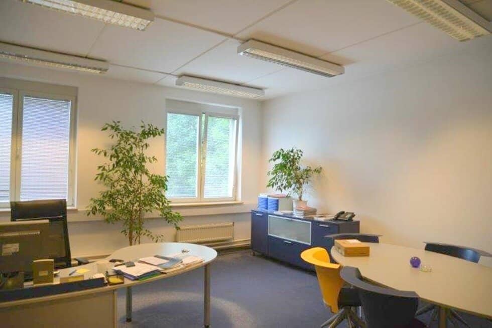 Büro, Geschäftslokal, Ordination, Praxis, Friseur, ab 40m² - 309,30m², nähe Hergottwiesgasse (Odörfer)