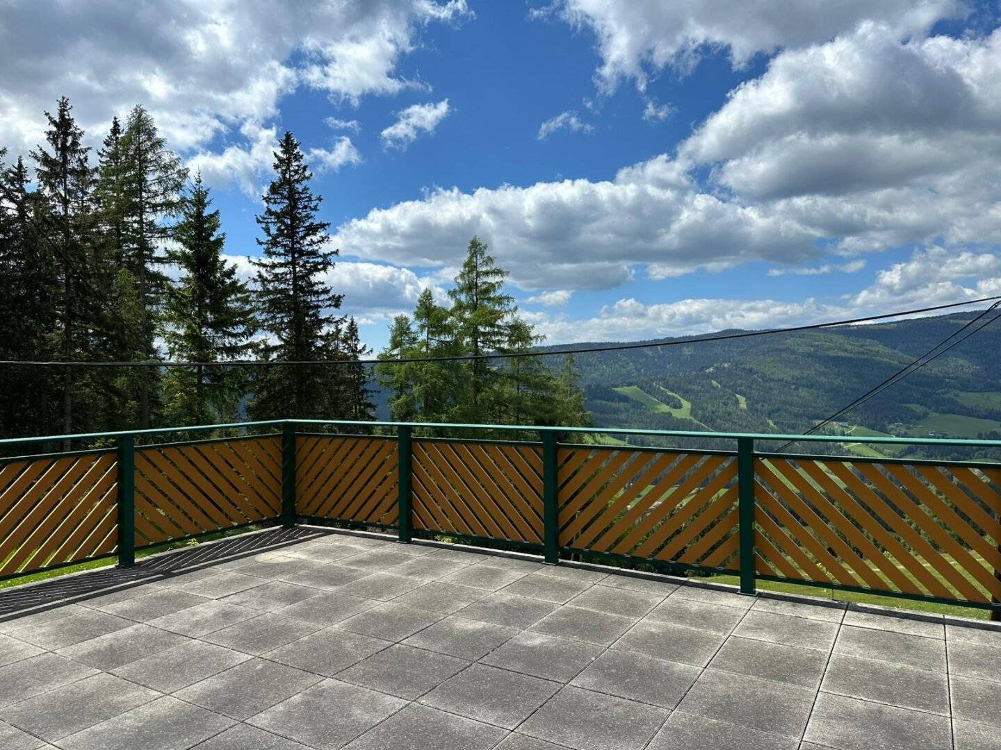 RÜCKZUGSORT AUF 1200 M SEEHÖHE- NATURIDYLLE MIT WEITBLICK UND VIEL PLATZ FÜR IHRE IDEEN!