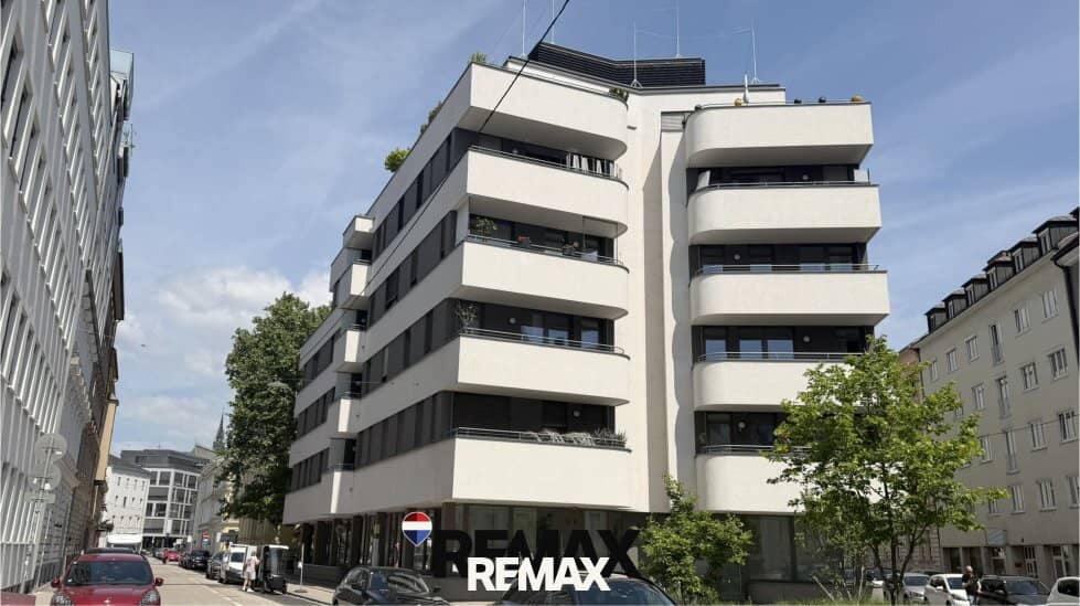 Neuwertige Eigentumswohnung im „Stadtquartier VO15“ - Volksgartenstraße - Zentrum