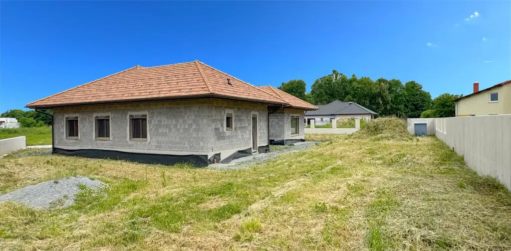 BUNGALOW Erstbezug in der Nähe von Oberwart.