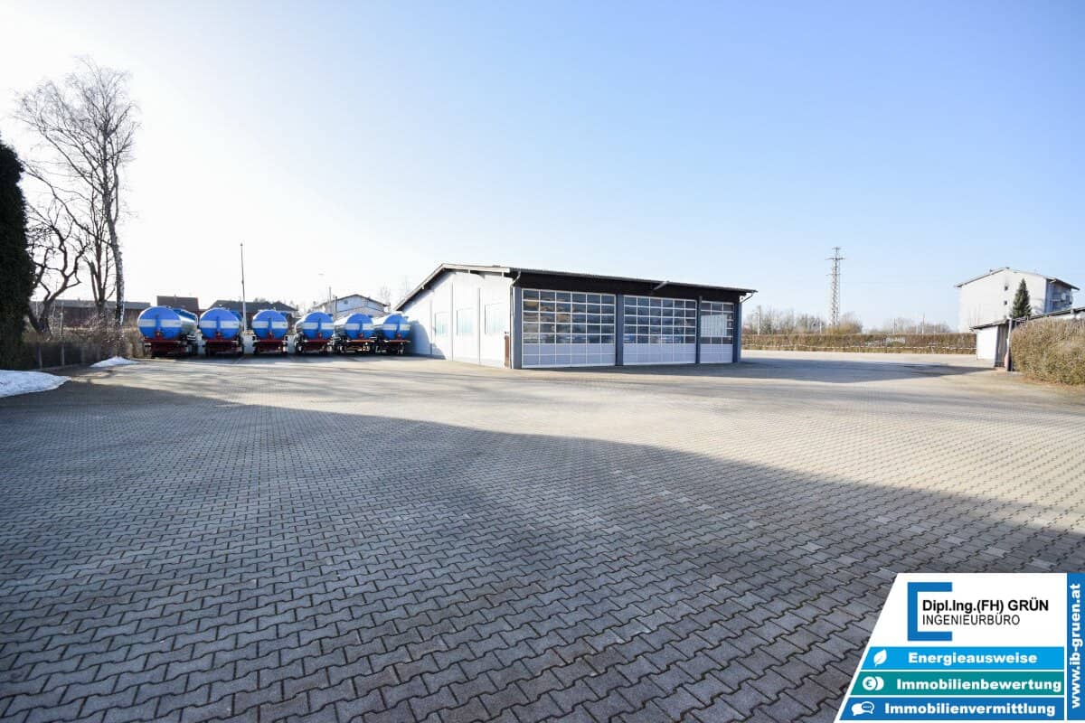 Speditionsbetriebe, Baufirmen, etc. aufgepasst! 7133m² Gewerbeobjekt - Wohnungen, Betriebshalle, Büro, befestigtes Freigelände, Garagen, Betriebstankstelle, uvm.