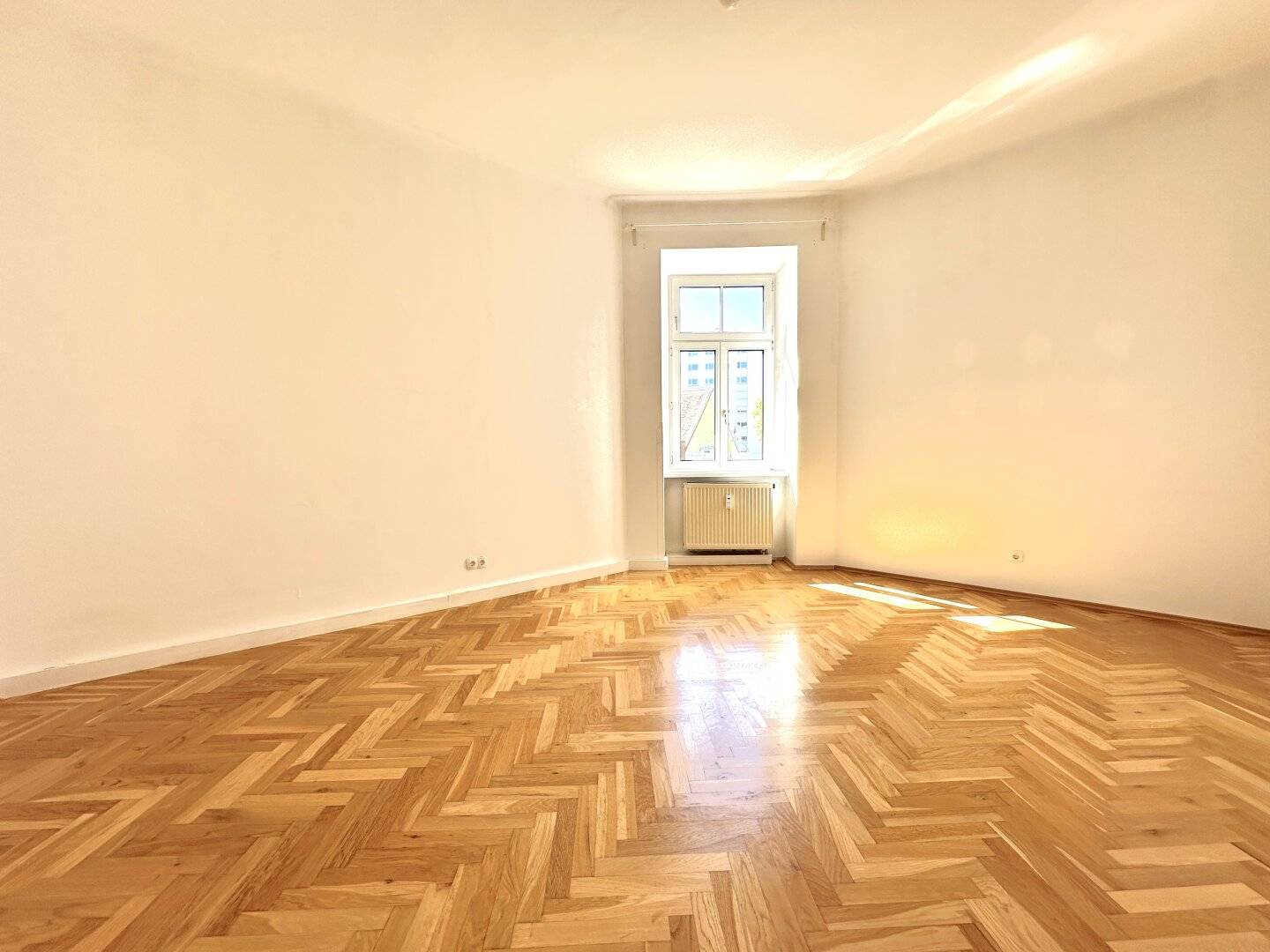 *** WUNDERSCHÖNE *** charmante Altbauwohnung im Herzen von Graz!