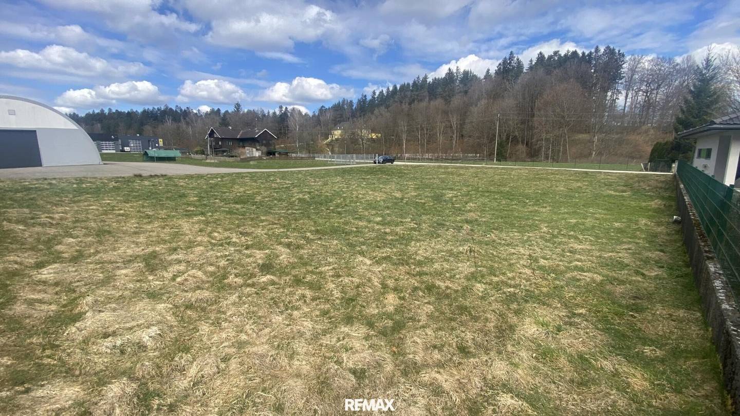 Reiheneckhaus in Top Qualität und bis zu schlüsselfertiger Ausführung zum attraktiven Preis