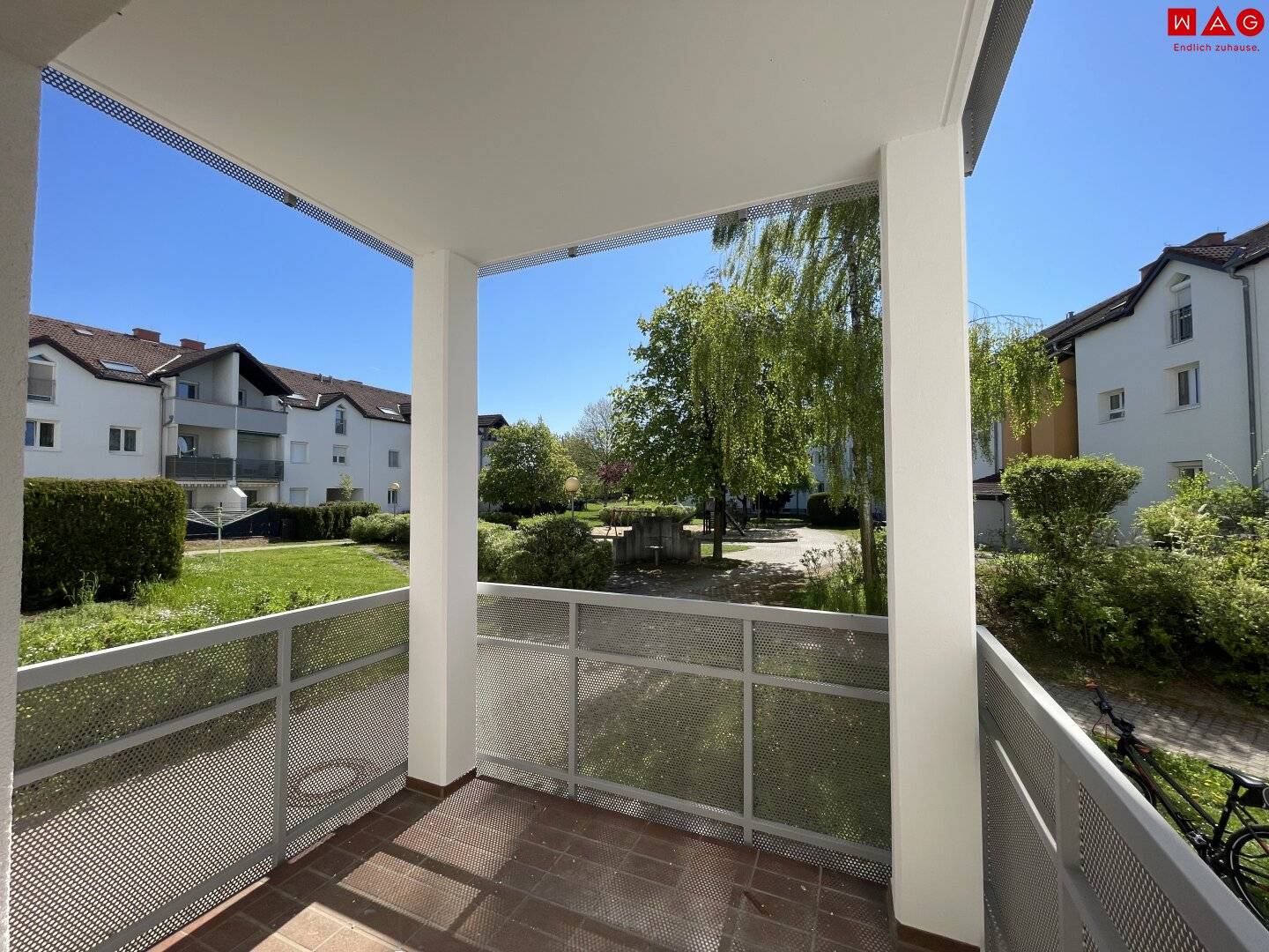 Großzügige 3 Zimmerwohnung in ruhiger Siedlungslage