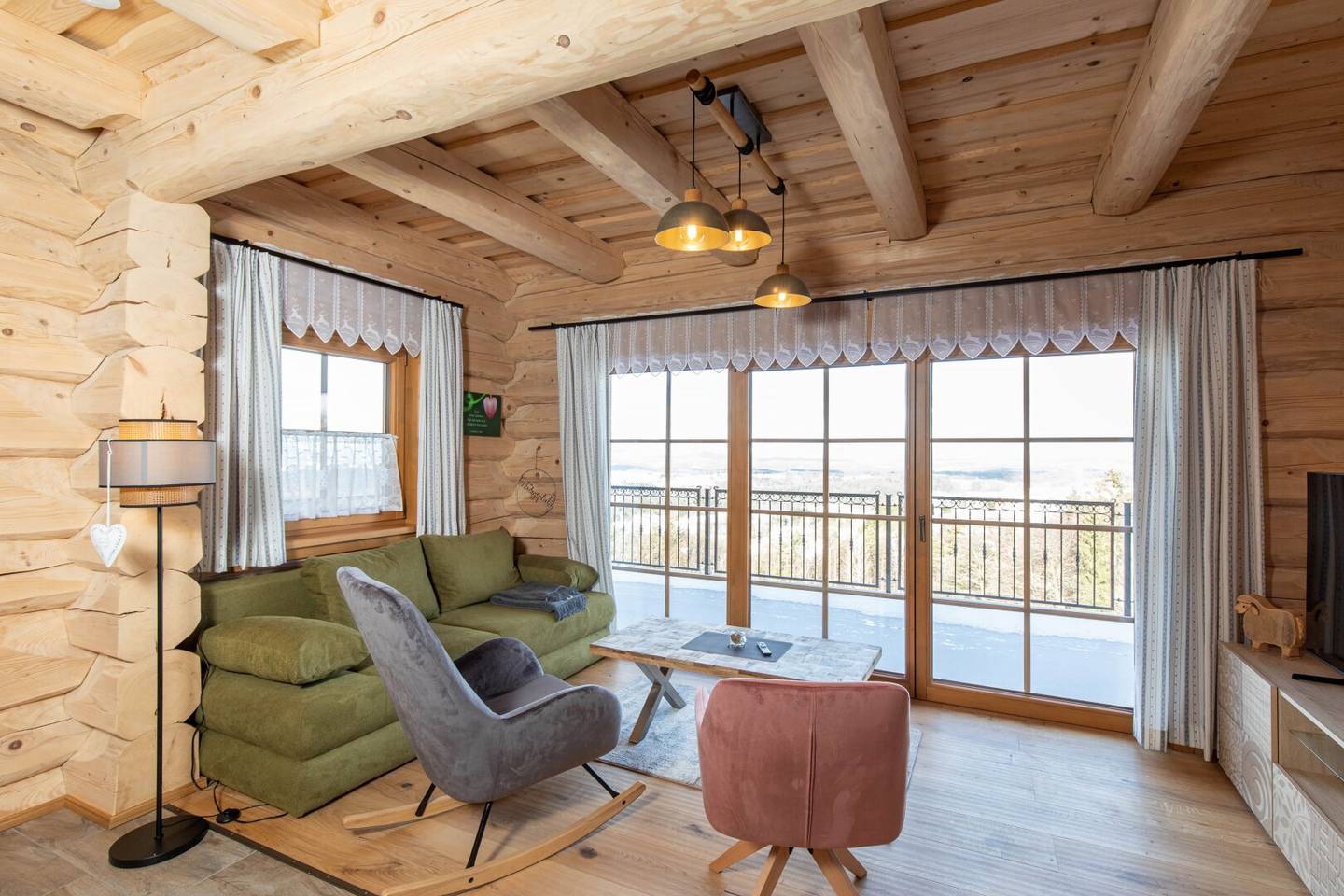 Traumhaftes *** LUXUX BLOCKHAUS - CHALET *** mit wunderschönem Ausblick in absoluter Ruhelage