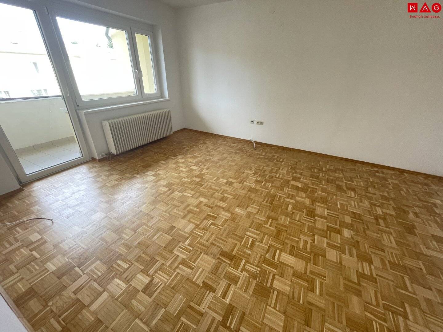 Moderne 3 Zimmerwohnung mit Balkon und neuer Küche!