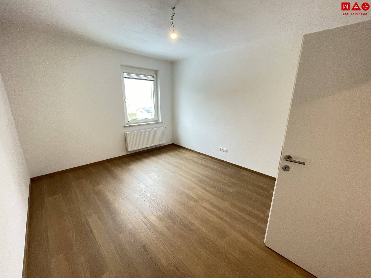 Sanierte Kleinwohnung mit Dusche!