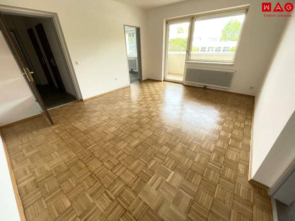 Sonnige Zweizimmerwohnung mit Balkon!