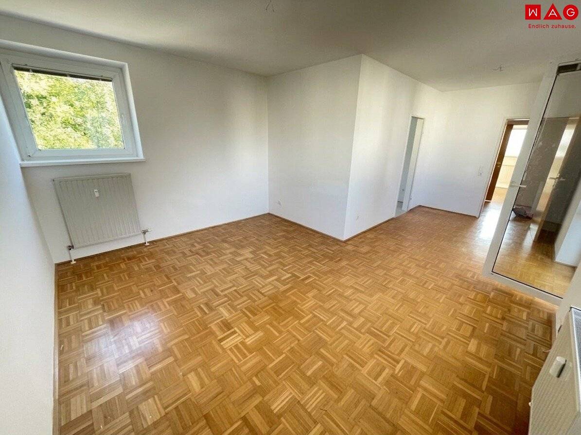 Ansprechende 2 Raum-Wohnung mit Balkon und Parkplatz