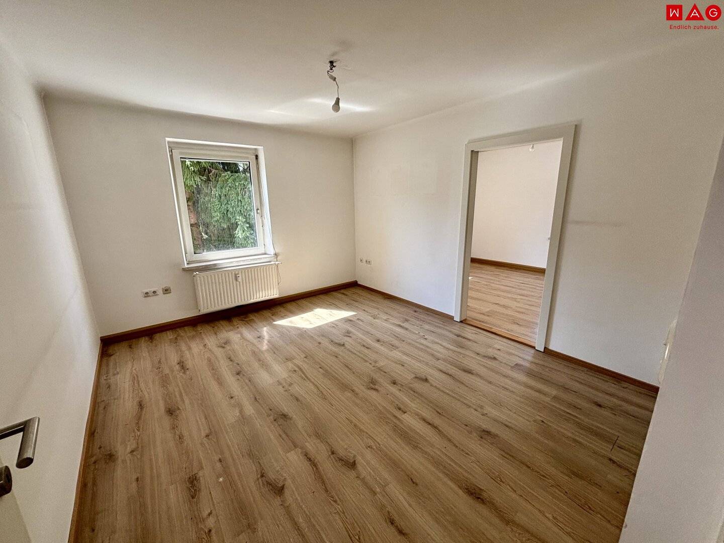 Aktuell in Sanierung! Gemütliche 3-Zimmer-Wohnung mit lichtdurchfluteten Räumen, traumhaftem Grünblick, durchdachtem Grundriss und vielseitigen Gestaltungsmöglichkeiten in hervorragender Lage!