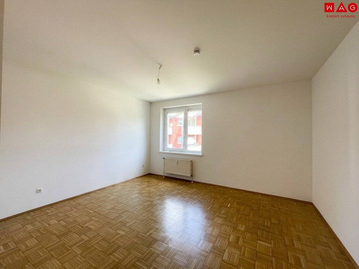 Geräumige 3-Zimmerwohnung im Grünen mit Balkon!