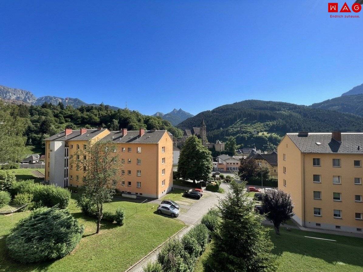 2-Zimmer Wohnung mit Balkon, Komplettsanierung
