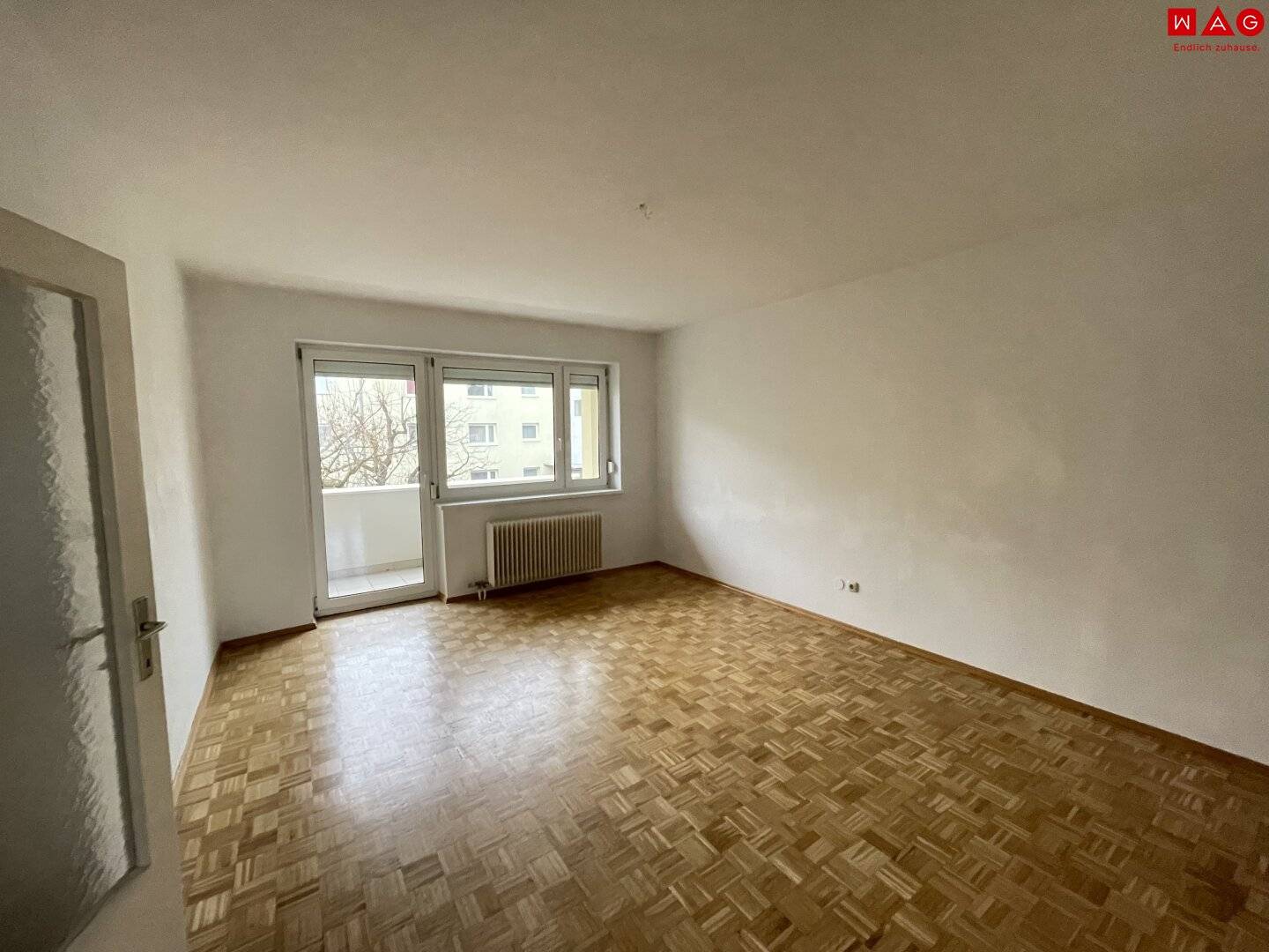Einladende 3 Raumwohnung mit Balkon und Küche!