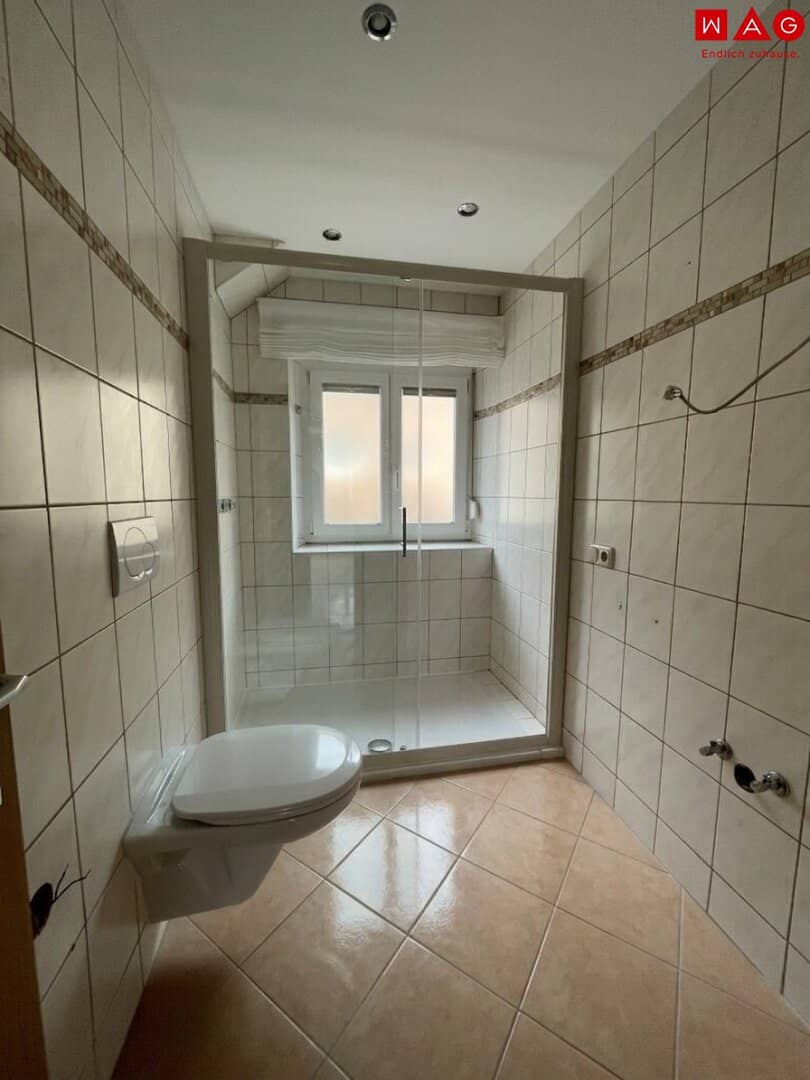 4 Wohneinheiten für nur € 94.500 – 184 m² Wohnfläche in Eisenerz