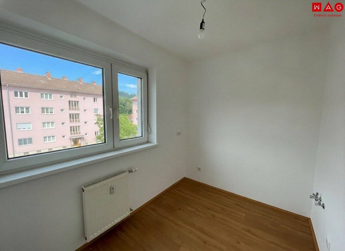 Neu sanierte Singlewohnung mit Dusche!